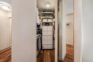 Sold by Hauseit LLC