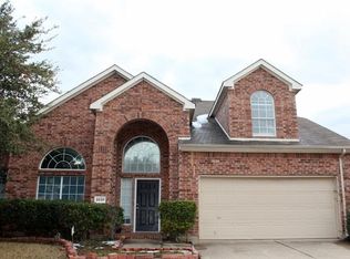 2837 Meade Dr, Grand Prairie, TX 75052