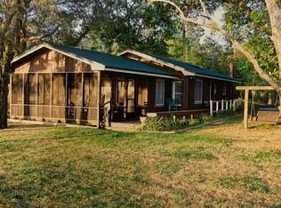 1724 Bay Grove Rd, Freeport, FL 32439