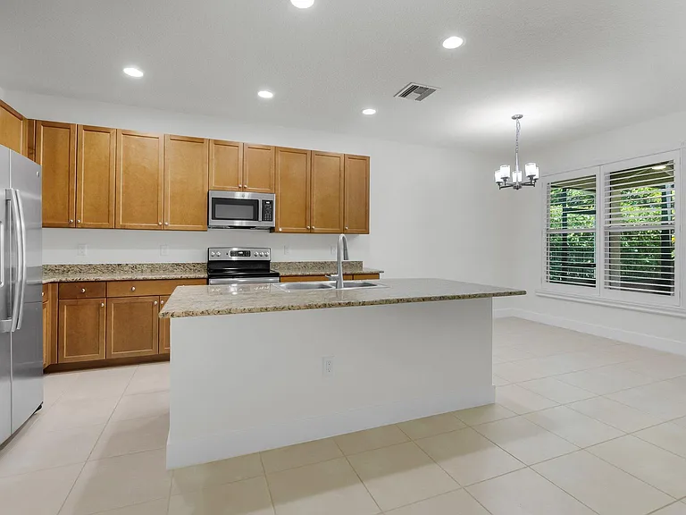 15205 Seaglass Terrace Ln — Photo 12