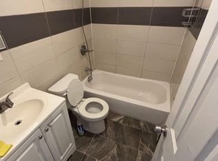 14642 Lakewood Ave APT 2R, Jamaica, NY 11435