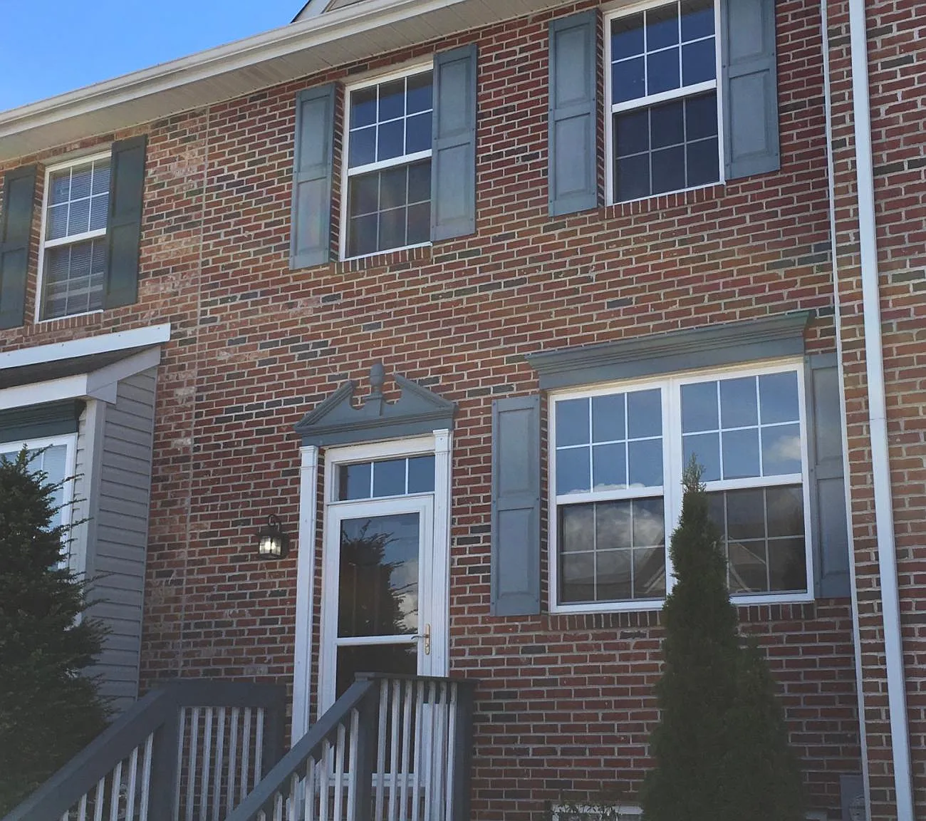 2 bed, 2.5 bath, 1300 sqft, $1,950 — Photo 2