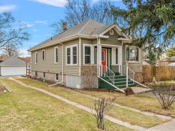 9107 Kleinman Rd, Highland, IN 46322