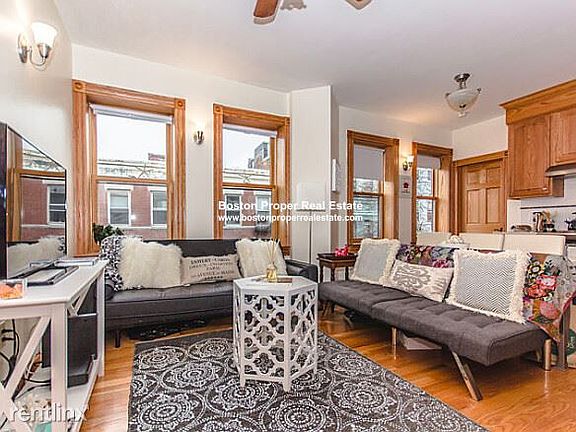60 Phillips St. #3 Boston - Beacon Hill Unit Photo 3