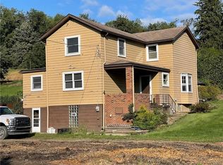6045 Walton Rd, Finleyville, PA 15332