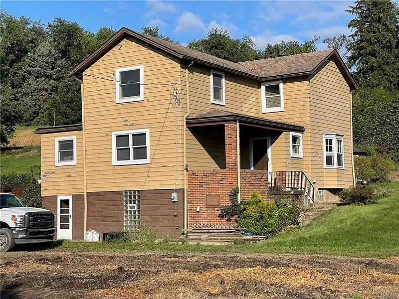 6045 Walton Rd photo 1