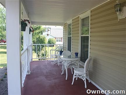 Front Porch with music from the birds.
