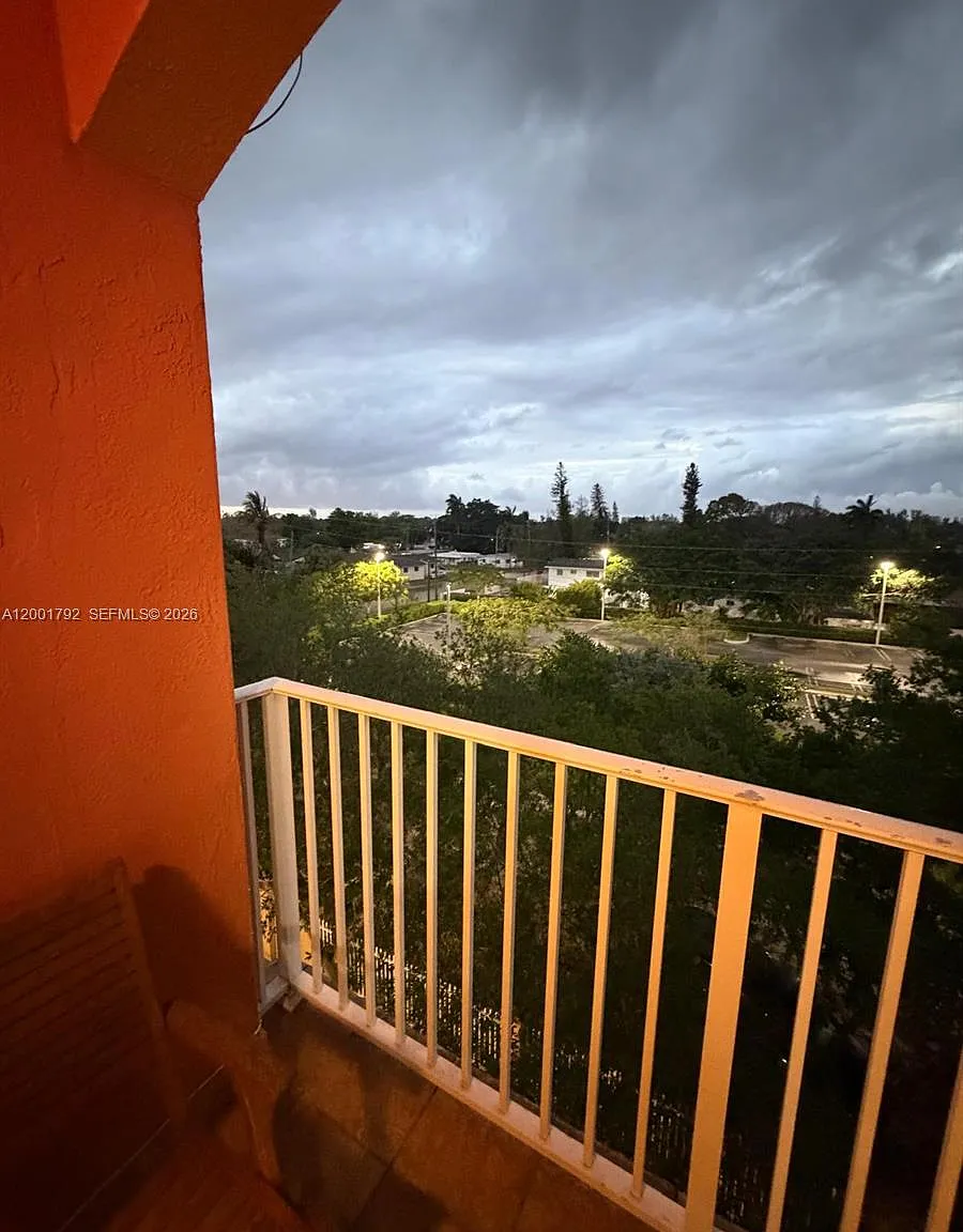 The Palms Condo — Photo 1