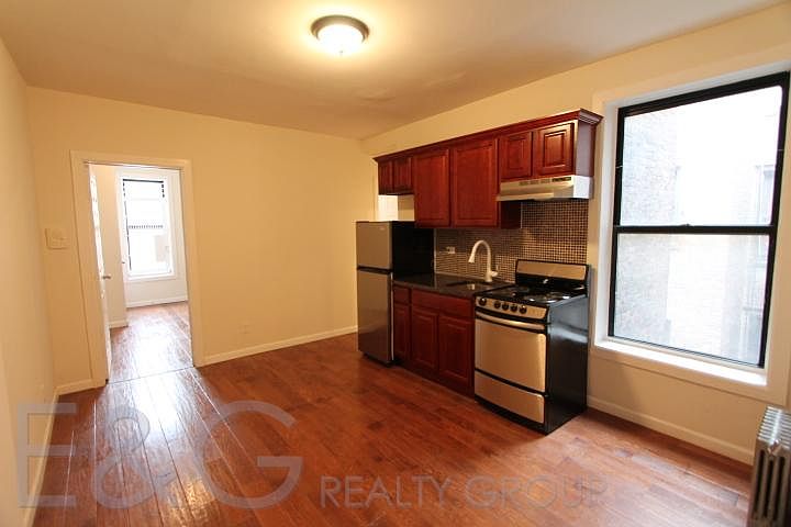 1st image of 152 Sherman Ave APT 36