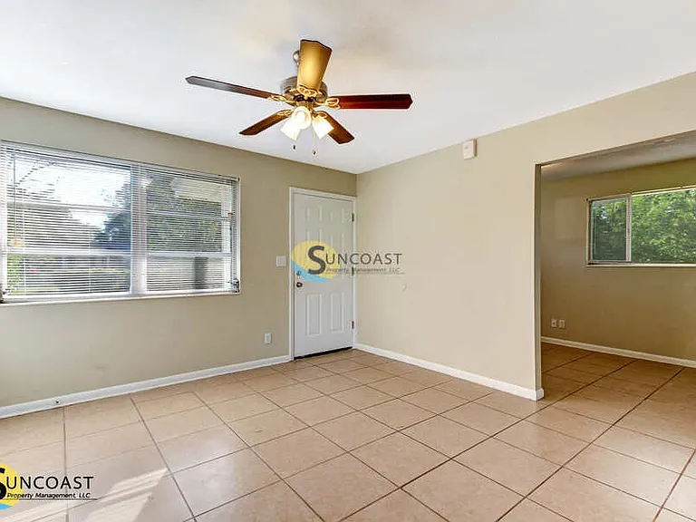 2156 Bunting Dr — Photo 3