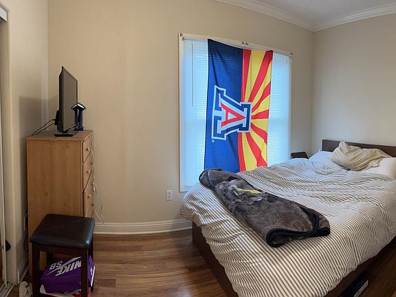 5th image of 358 22nd St APT 3