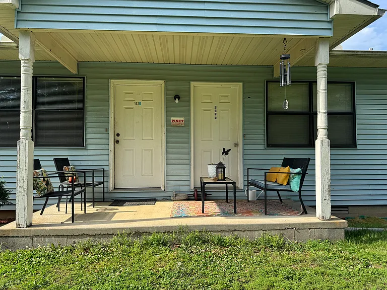 102B Cantina St — Photo 8