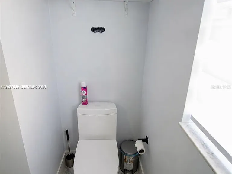 962 Country Club Ave — Photo 24