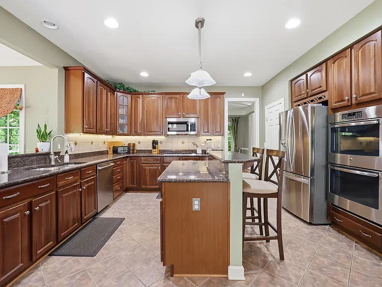 5767 Bush Hill Dr — Photo 23
