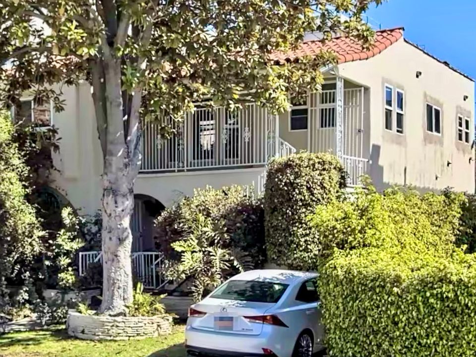 1st image of 912 S Holt Ave #2