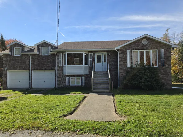 5 Charles Meade Dr #1, Williamswood, NS B3V 1B9