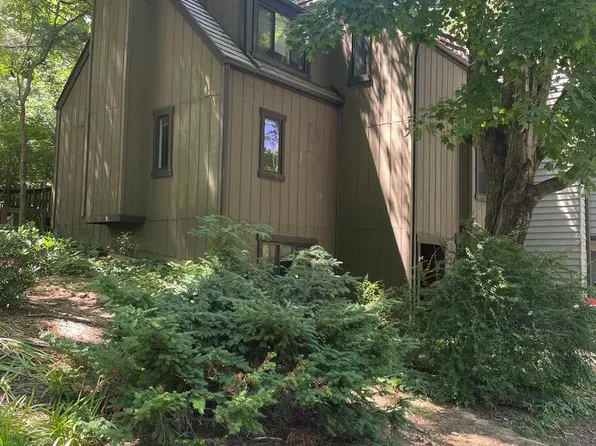 1537 Park Glen Ct, Reston, VA 20190