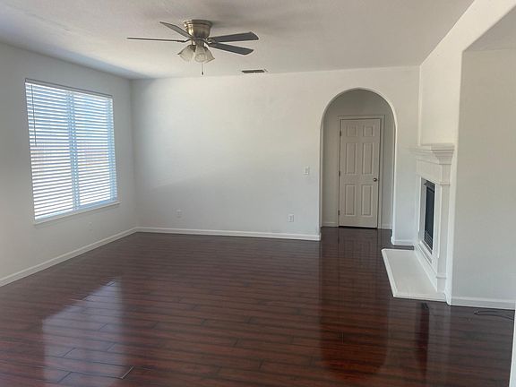 3rd image of 7624 Malta Dr