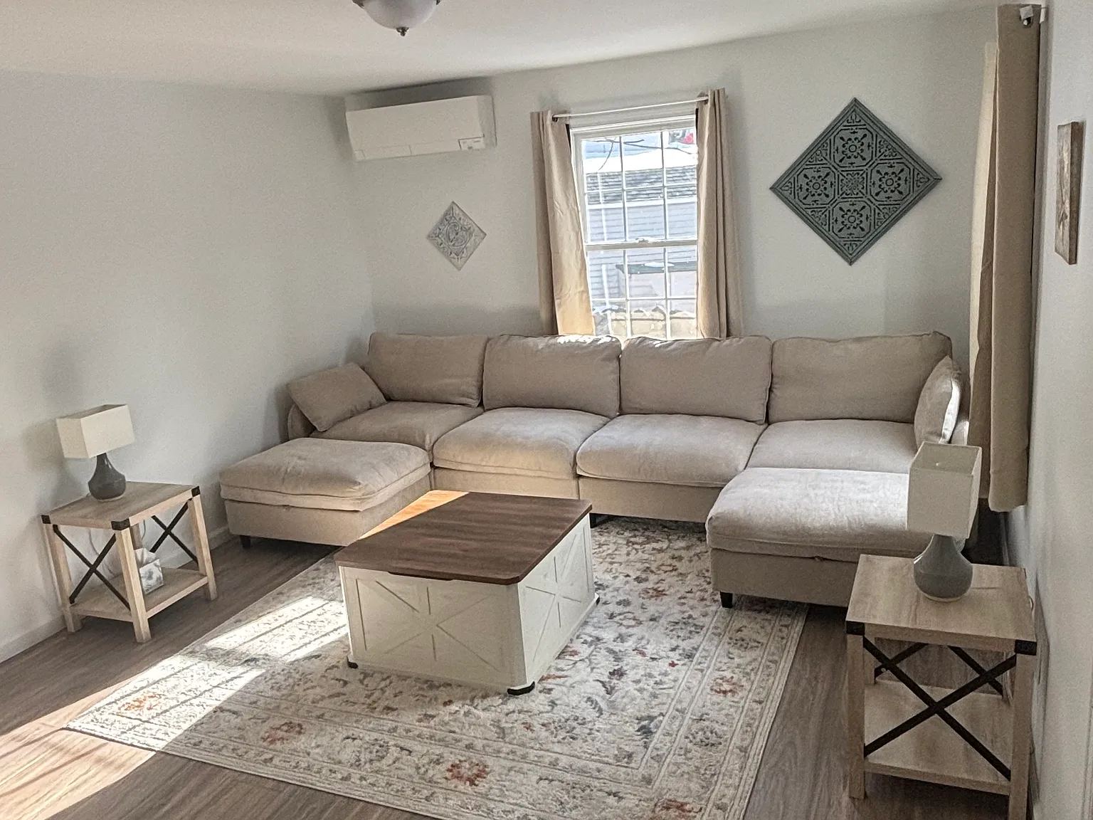 2 bed, 1.5 bath, 1080 sqft, $3,100 — Photo 3