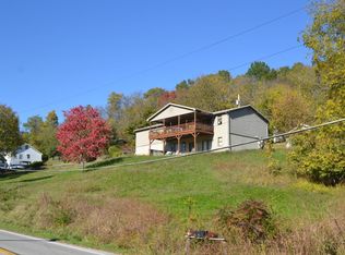 605 N 2nd St, Ripley, OH 45167