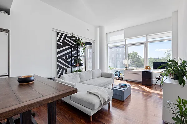 Rented by Nest Seekers International | media 26