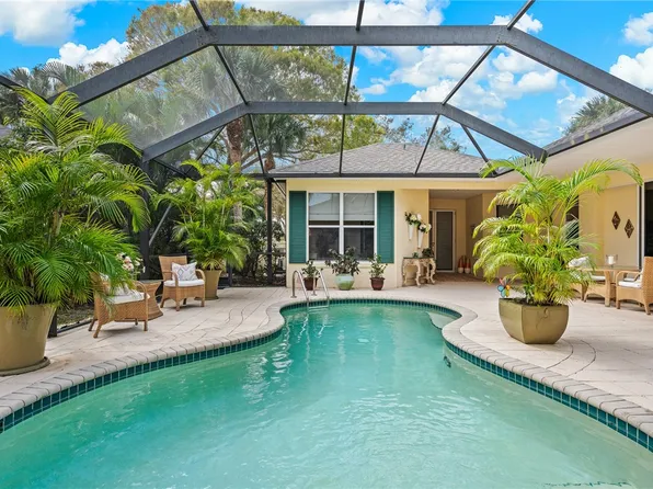 246 Oak Hammock Cir SW, Vero Beach, FL 32962