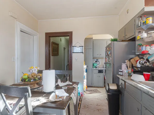 7073 Kennedy Boulevard image 12 of 49