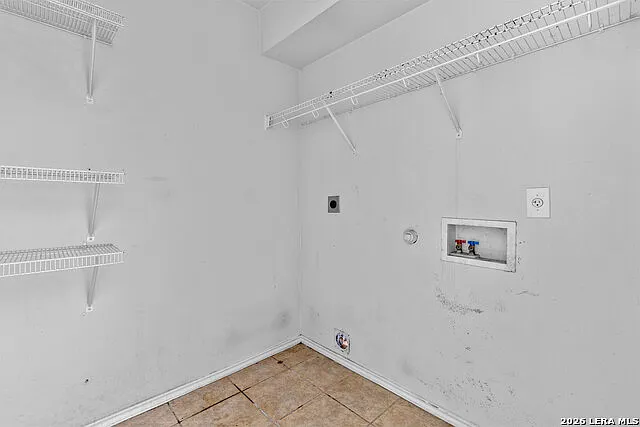 9915 Sandlet Trl — Photo 13