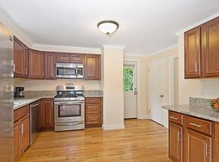 80 Hillcrest Rd, Waltham, MA 02451