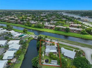 11525 Snapper Creek Dr, Miami, FL 33173