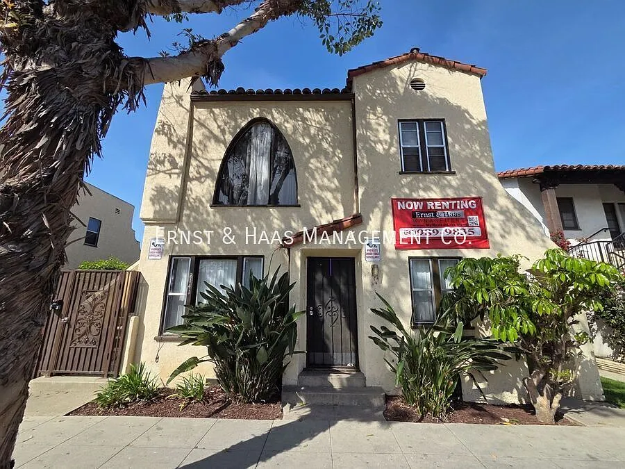 2141 Chestnut Ave #8