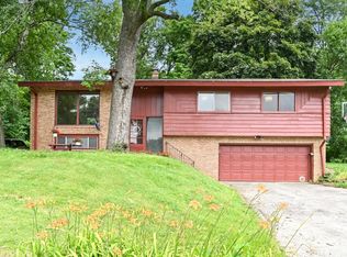 2724 W Vera Ave, Glendale, WI 53209