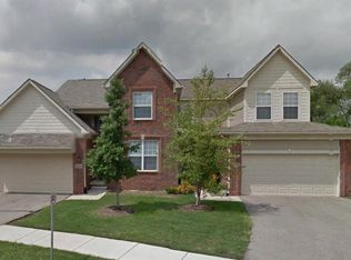 22465 Trillium Dr, Novi, MI 48375