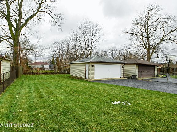 5th image of 8836 S 55th Ct