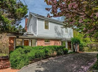 81 Old Post Road, East Setauket, NY 11733