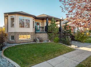 22 N Riverstone Blvd W, Lethbridge, AB T1K 7X3