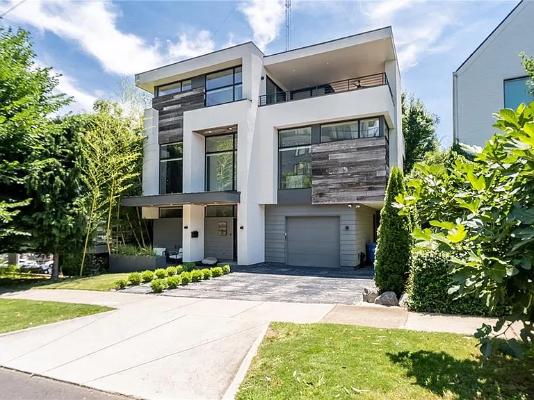 715 Ralph McGill Blvd NE — Photo 40