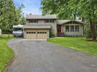 21225 82nd Ave SE, Woodinville, WA 98072