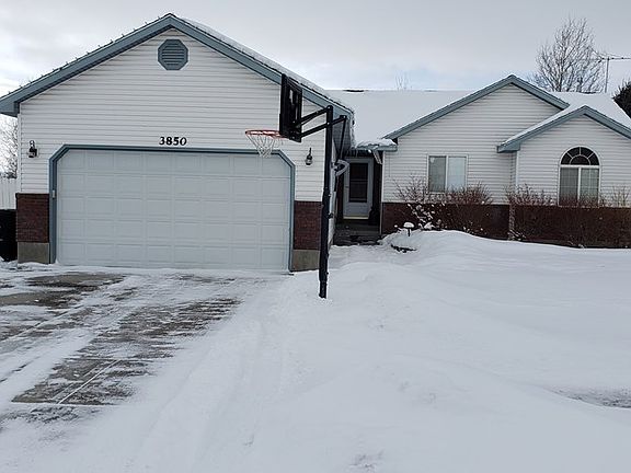 2nd image of 3850 S Stonehaven Dr