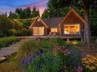 9259 Invermuir Rd, Capital, BC V9Z 1G3