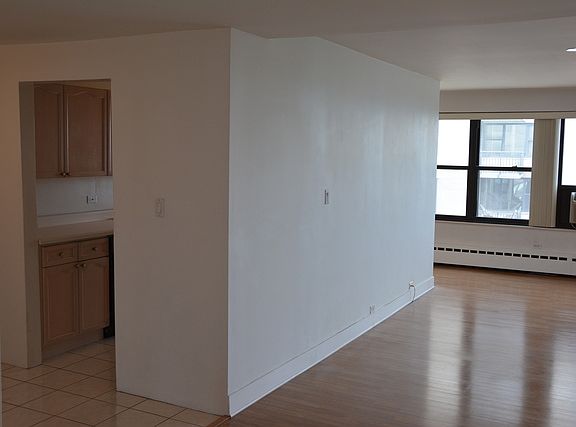 2nd image of 3420 N Lake Shore Dr APT 16HI