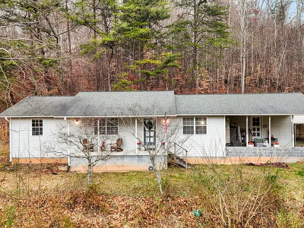 370 Vannoy Rd, Tazewell, TN 37879