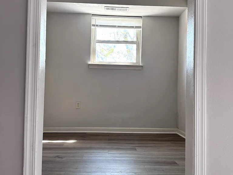 5929 Quantrell Ave #204 — Photo 8