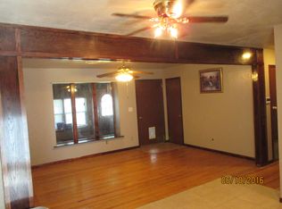 1506 S Baylor St, Perryton, TX 79070