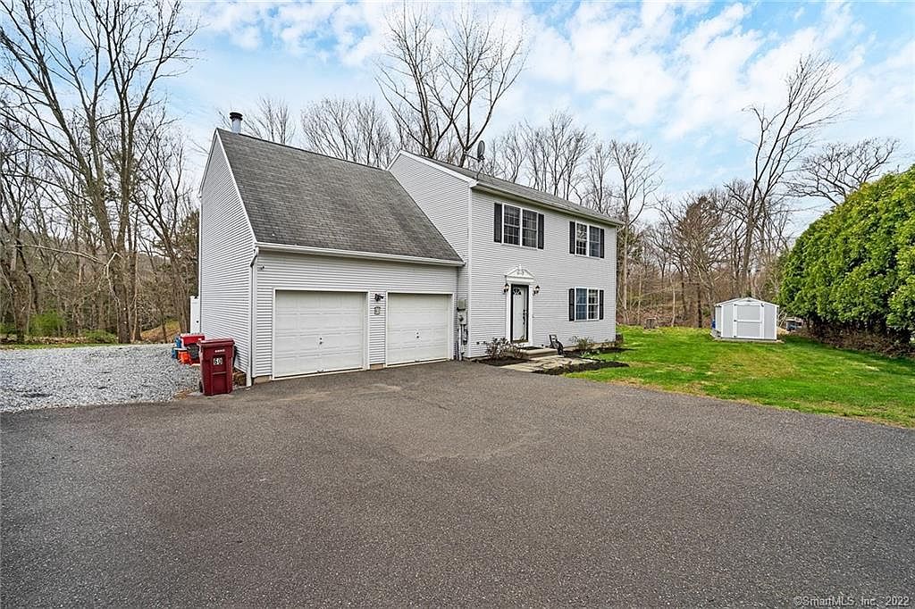 60 Glendale Ct, Naugatuck, CT 06770 | Zillow