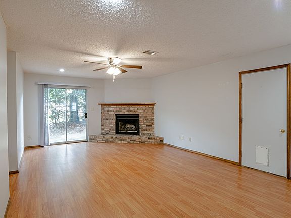 5th image of 6150 Chablis Ln