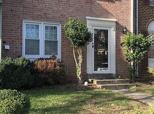 6504 Greyledge Ct, Alexandria, VA 22310