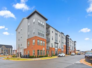 23688 Bolton Crescent Ter, Ashburn, VA