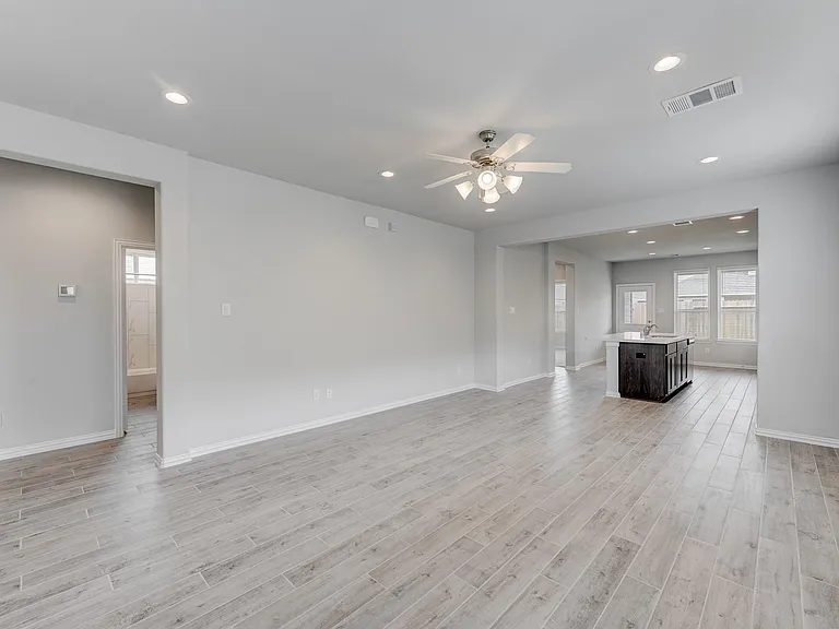 1229 Red Hills Dr — Photo 5