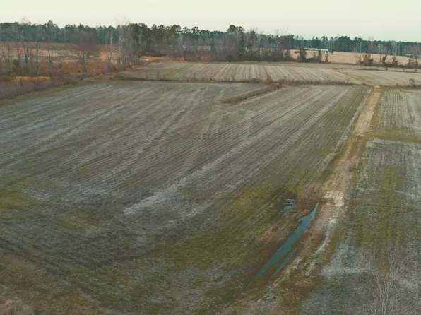 3745 Seabreeze Dr., Green Sea, SC 29545